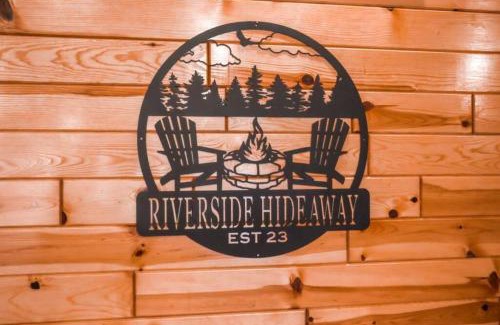 Winamac House | The Riverside Hideaway
