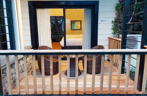 Los Naranjos Hotel | The Riverside Inn