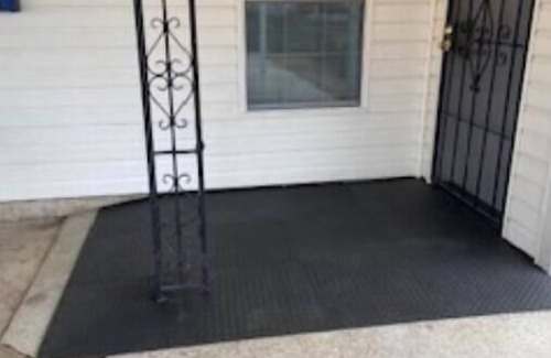 Lake Charles House | The Rivertown Classic