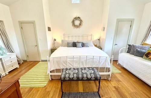Cypress Banks Bed & Breakfast | The Rivery Retreat, Choose from Luxury Guesthouse Cabin OR Suite in Lake Austin Hill Country