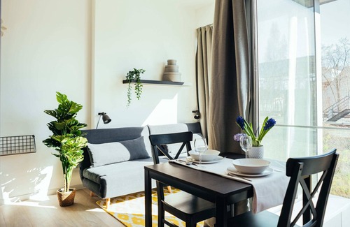 Neukoelln Apartment | The Rix Studio near SBahn Neukölln