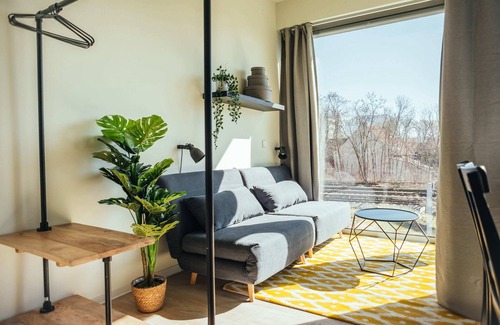 Neukoelln Apartment | The Rix Studio near SBahn Neukölln