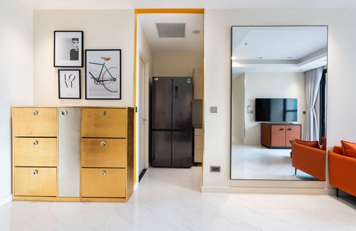 Dong Khoi Apartment | The Rixx Spectacular Apartment in D1/gym/pool/Netlix/3bedrooms/bathtub/security