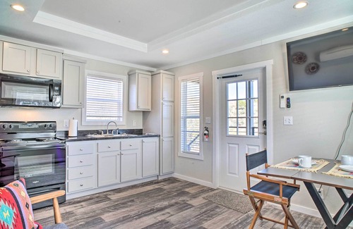 Tyrone House | ‘The Roadrunner’ - Silver City Oasis w/Views!