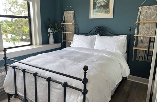 Sebring Hotel | The Roanoke Hotel