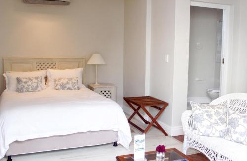 Robberg Beach Cabin | The Robberg Beach Lodge - Lion Roars Hotels & Lodges