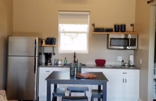 Dripping Springs House | The Roberto-Two Bedroom/Two Bath Casita at Hill Country Casitas
