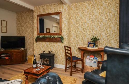 Haworth House | The Robins Holiday Cottage