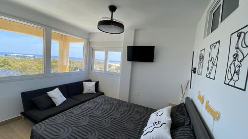 La Linea de la Concepcion Apartment | THE ROCK VIEWS APARTMENTS 1 min walking to Gibraltar