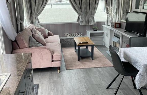 Jenkinstown Apartment | The Rock Bar B&B