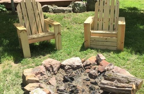 Glace Cabin | The Rock Great Secluded Cabin for Fishing Hiking Swimming on 200 Acres