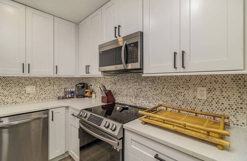 Rockledge House | The Rockledge Billiard House