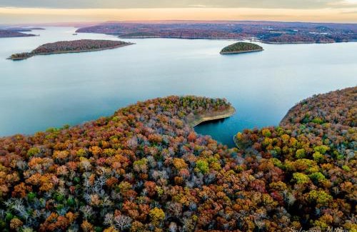 Cookson Hotel | The Rocky Retreat