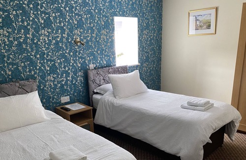 Chapel en le Frith Hotel | The Roebuck Inn