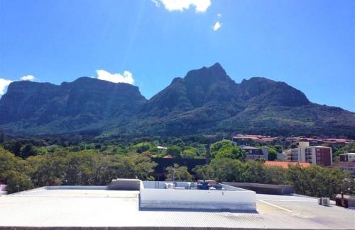 Rondebosch Apartment | The Rondebosch on Belmont