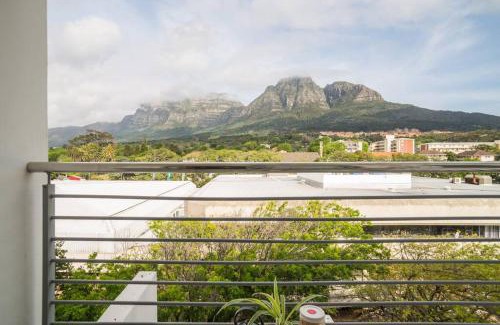 Rondebosch Apartment | The Rondebosch on Belmont