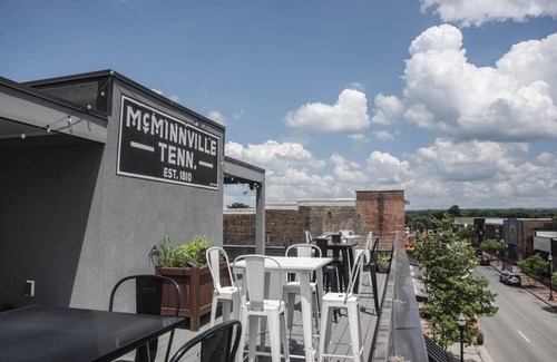 McMinnville Condo | THE ROOF TOP ON MAINn Downtown Main Street McMinnville TN