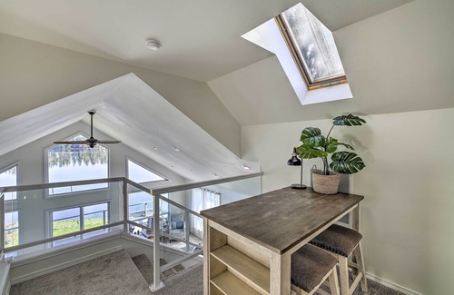 McKenna Cottage | The Rookery - Dreamy Home w/Private Dock!