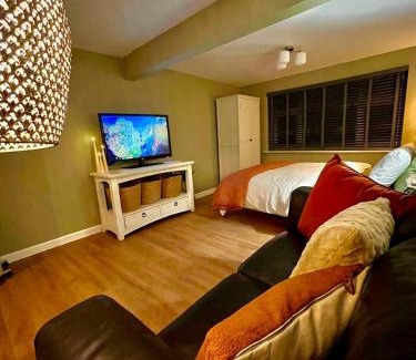 Winchcombe Apartment | The Room Next Door- Boutique room in the Cotswolds