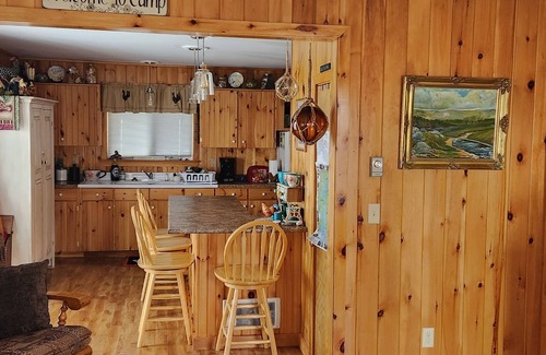 North Road Cottage | The Roosters Cottage of Habour De Lute on Campobello Island