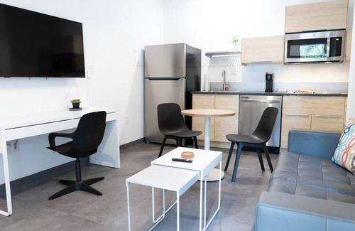 Norfolk Apartment | The Rosalie Suite 4, Steps from Norfolk's Hospitals