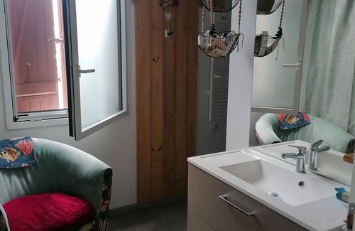 Saint-Paul-en-Born Bed & Breakfast | The Rose Room