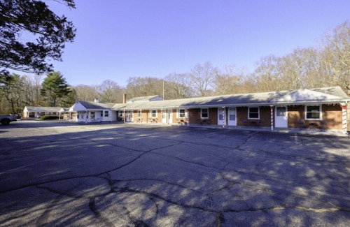 Old Mystic Apartment | The Rossie Studio · Near Mystic, Casinos + USCGA