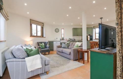 Middleton Cheney House | The Round House