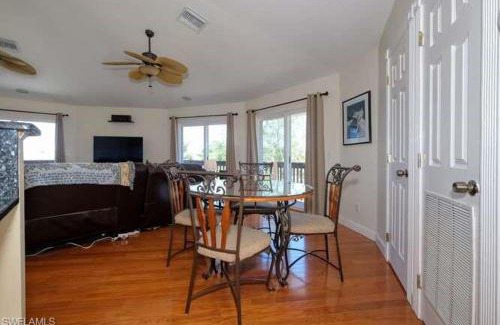 Bokeelia House | The Round House