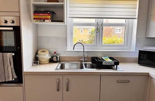 Kinghorn Cottage | The Rowan Nook - sleeps 6 guests in 3 bedrooms