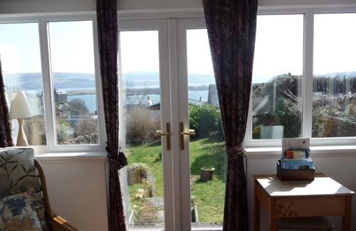 Tobermory House | The Rowans - Pet Friendly With Amazing Views