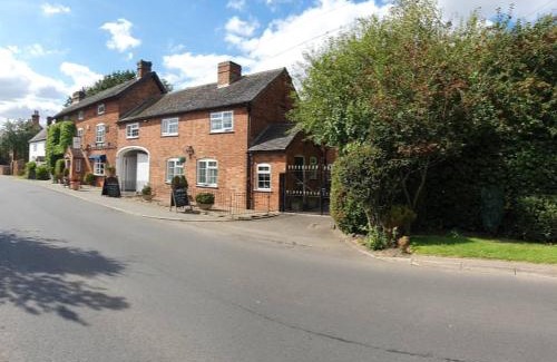 Sutton Cheney Hotel | The Royal Arms Hotel