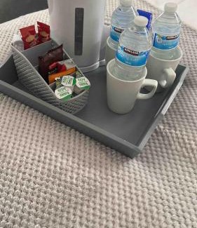 Vauxhall Hotel | The Royal Crest