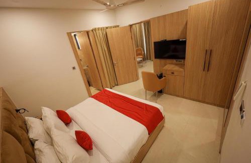 Gomti Nagar Hotel | The Royal Legacy