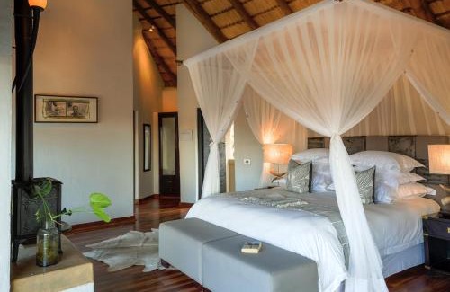 Madikwe Game Reserve Cabin | The Royal Madikwe Luxury Safari Lodge