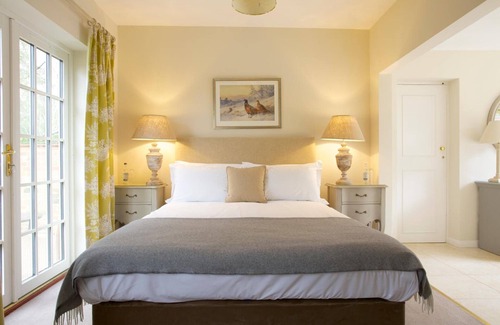 Yattendon Hotel | The Royal Oak