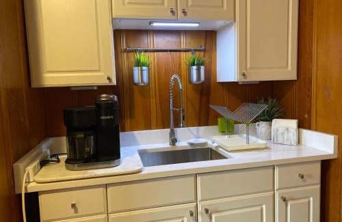 Edgewood Apartment | The Royal Oak