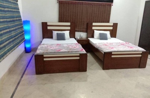 Hyderabad House | The Royal Palace Guest House