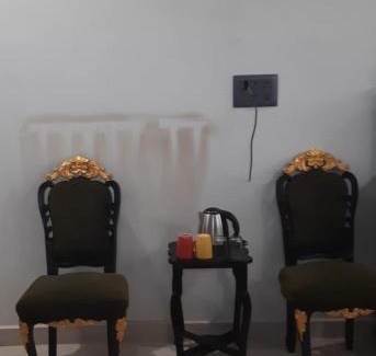 Mendarda Cabin | The Royal Relics