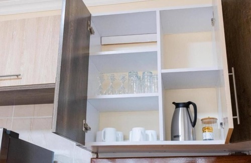 Kitengela Apartment | The Royal Residence : Twiga (Giraffe)