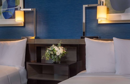 East Cambridge Hotel | The Royal Sonesta Boston
