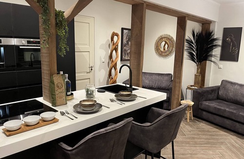 Otrobanda Condo | The Royal Suite