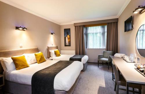 Rochdale Hotel | The Royal Toby Hotel