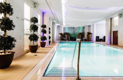 St. Helier Hotel | The Royal Yacht
