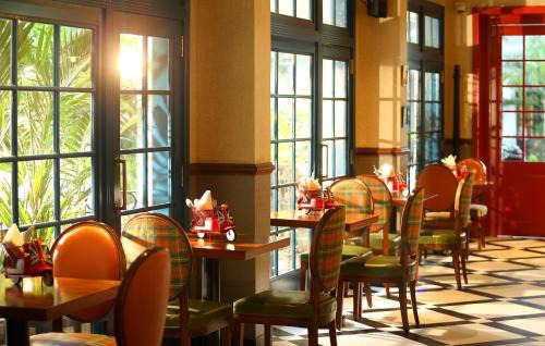 Gandhi Nagar Hotel | The Royale Senate Race Course, Bangalore