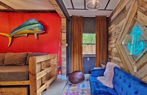 Poinsettia Heights House | The Rum Locker