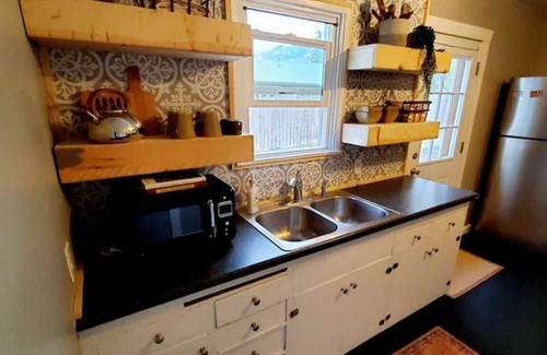 Challis House | The Rustic Hideaway (Full Remodel)
