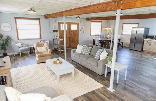 Plant City House | The Rustic Reed Barn
