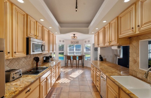 Jupiter House | The Rustic Resort - 2 Homes, Pool, Building, Golf! Sleeping for up to 30!