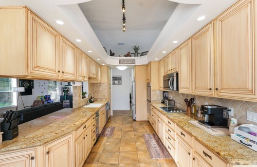Jupiter House | The Rustic Resort - 2 Homes, Pool, Building, Golf! Sleeping for up to 30!